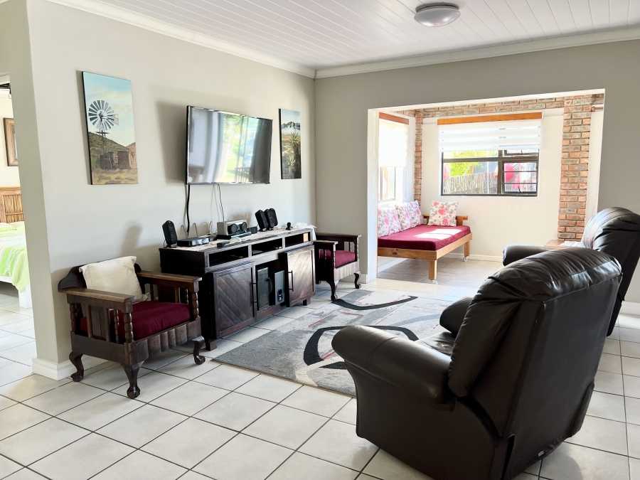 3 Bedroom Property for Sale in Stilbaai Wes Western Cape